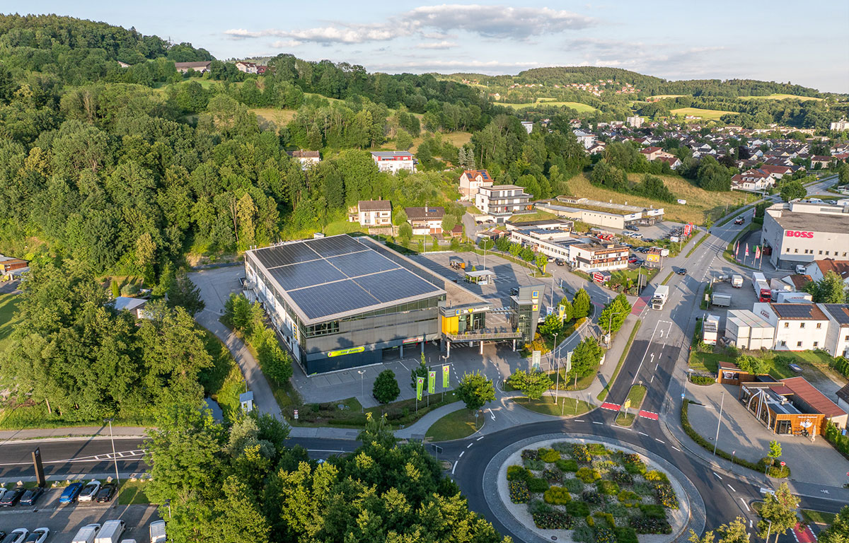 Areal Edeka Deggendorf - Bestandsobjekt KARL-Gruppe